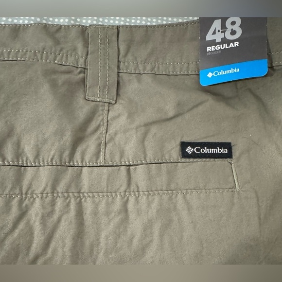 Columbia Washed Out Mens Cotton Shorts Size 48x10 Olive Green Flat Front Casual - Picture 4 of 9